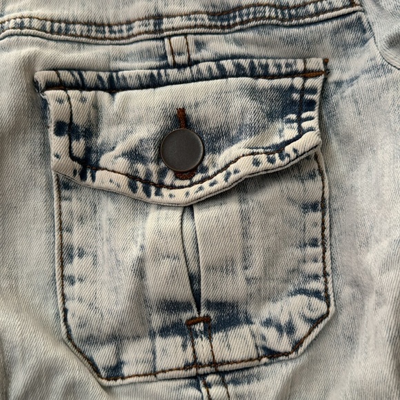 KUT From the Kloth Upcycled Denim Jacket - Pink Beautiful Trauma Tour 2018 - M - Picture 7 of 8